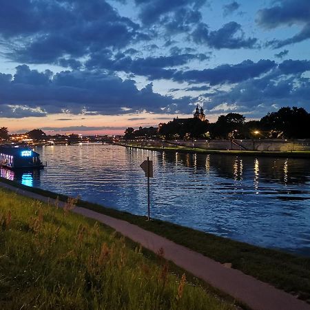 Vistula Boulevards Jacuzzi Apartment Krasków Εξωτερικό φωτογραφία