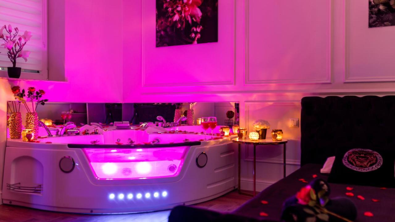 Vistula Boulevards Jacuzzi Apartment Krasków Εξωτερικό φωτογραφία