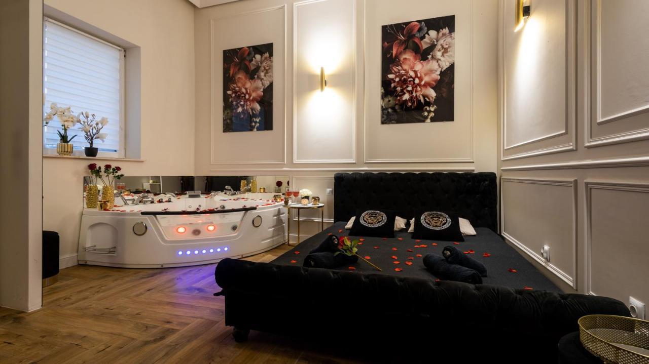 Vistula Boulevards Jacuzzi Apartment Krasków Εξωτερικό φωτογραφία